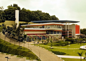 Centro Cultural Wurth na Granja Viana Centro Cultural Wurth na Granja Viana